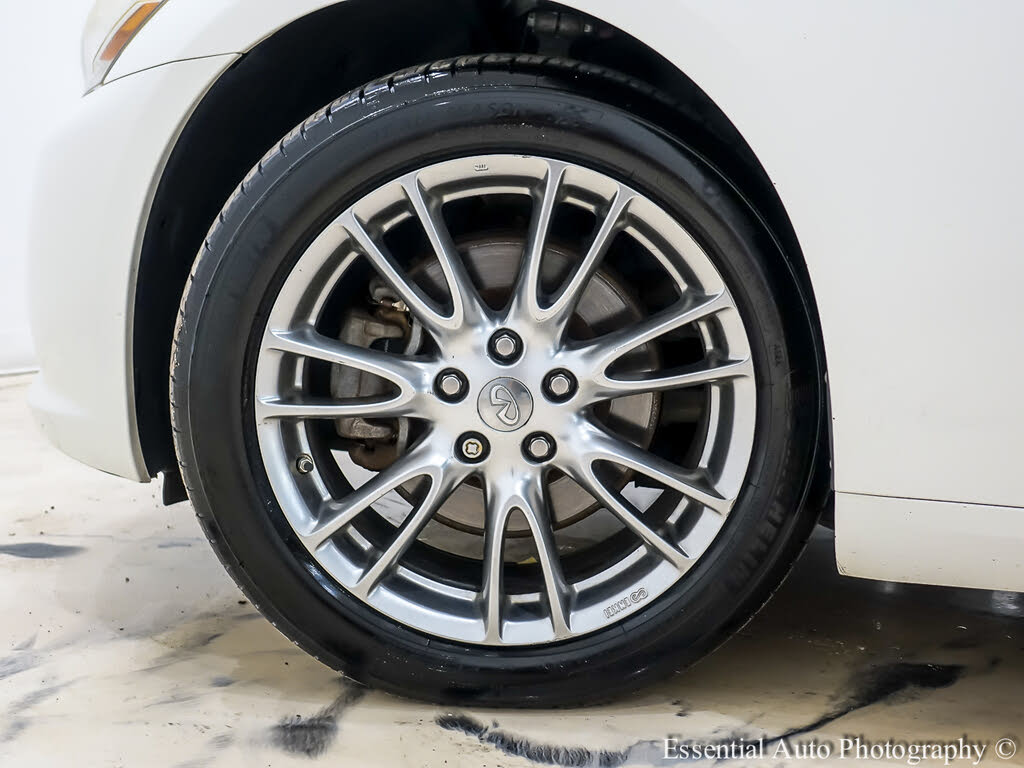 Image of 2011 Infiniti G37