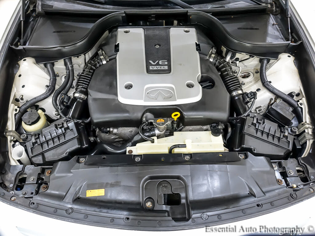 Image of 2011 Infiniti G37