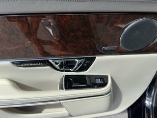 2017 Jaguar XJL thumbnail – Miami, FL – 15