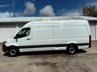 2023 Mercedes-Benz Sprinter thumbnail – Oakland Park, FL – 2
