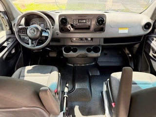 2023 Mercedes-Benz Sprinter thumbnail – Oakland Park, FL – 14