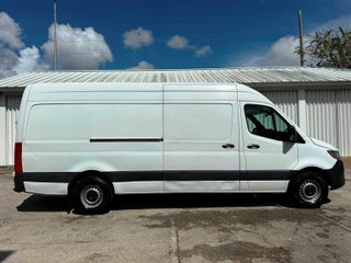 2023 Mercedes-Benz Sprinter thumbnail – Oakland Park, FL – 6