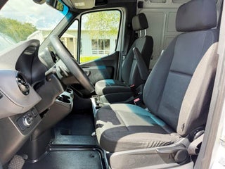 2023 Mercedes-Benz Sprinter thumbnail – Oakland Park, FL – 11