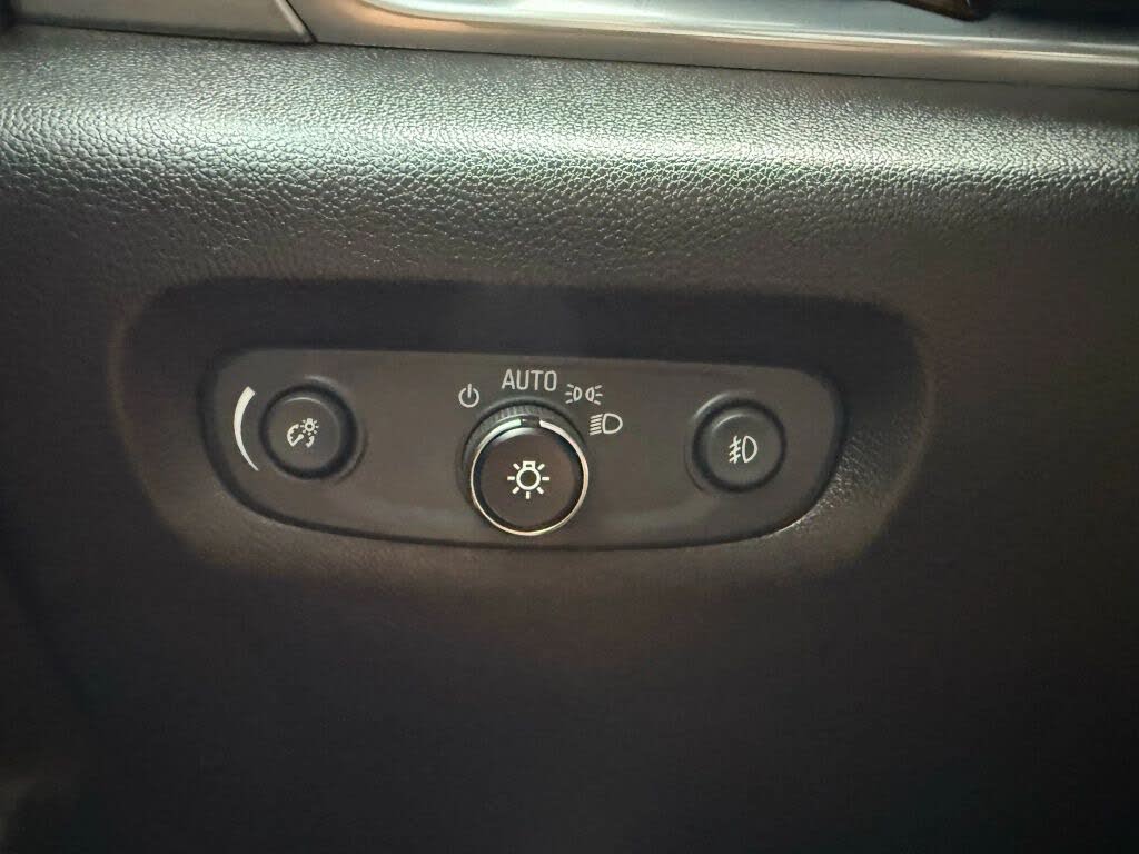 2019 Chevrolet Traverse LT Cloth
                                    for sale in North Miami Beach, FL – photo 28