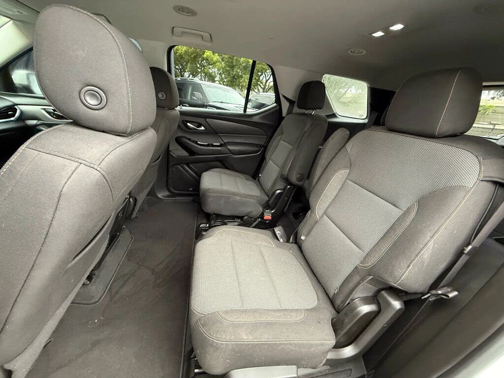 2019 Chevrolet Traverse LT Cloth
                                    for sale in North Miami Beach, FL – photo 13