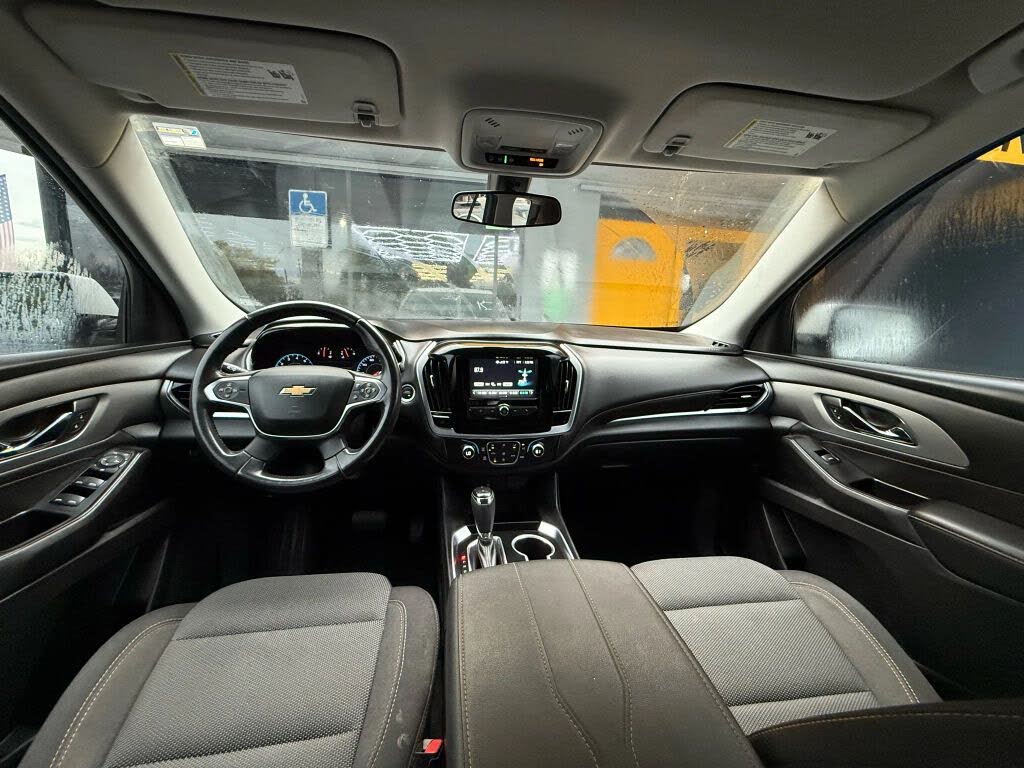 2019 Chevrolet Traverse LT Cloth
                                    for sale in North Miami Beach, FL – photo 18