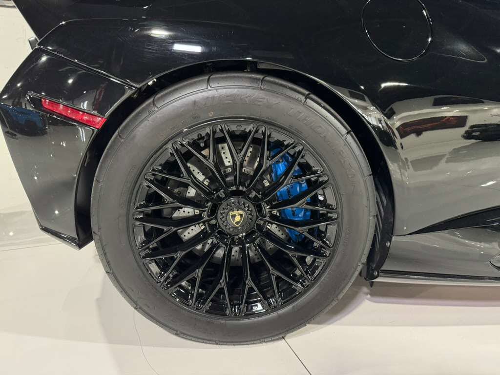 2022 Lamborghini Huracan STO
                                    for sale in Ft. Lauderdale, FL – photo 42