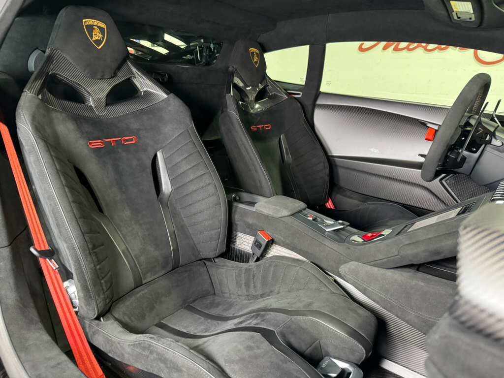 2022 Lamborghini Huracan STO
                                    for sale in Ft. Lauderdale, FL – photo 11