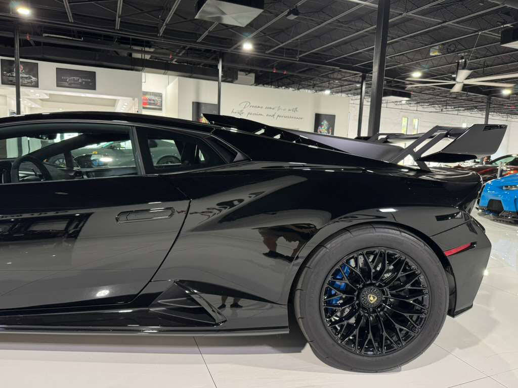 2022 Lamborghini Huracan STO
                                    for sale in Ft. Lauderdale, FL – photo 37