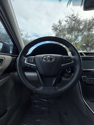 2016 Toyota Camry thumbnail – Oakland Park, FL – 18