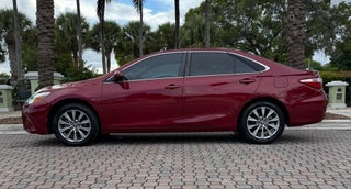 2016 Toyota Camry thumbnail – Oakland Park, FL – 13