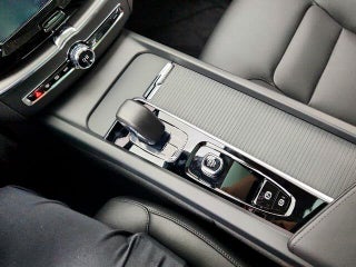 Image of 2025 Volvo XC60