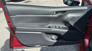 2018 Toyota Camry thumbnail – Oakland Park, FL – 18