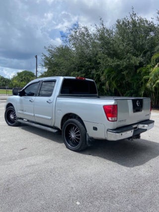 2005 Nissan Titan thumbnail – Oakland Park, FL – 4