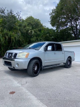 2005 Nissan Titan thumbnail – Oakland Park, FL – 5