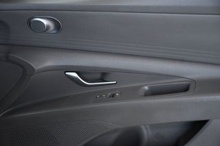 2024 Hyundai ELANTRA thumbnail – Doral, FL – 18