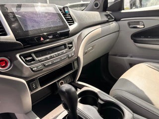 2017 Honda Pilot thumbnail – West Park, FL – 18