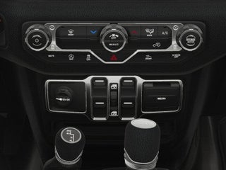 2025 Jeep Gladiator thumbnail – Miami, FL – 49