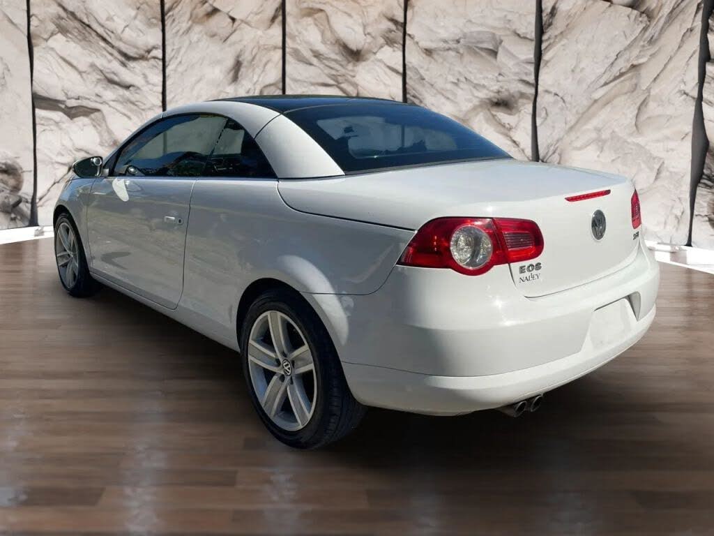 2010 Volkswagen Eos Lux
                                    for sale in West Park, FL – photo 4