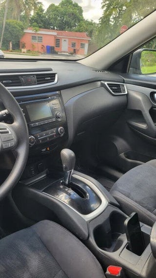 2016 Nissan Rogue thumbnail – West Park, FL – 8