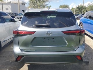 2022 Toyota Highlander thumbnail – Pembroke Pines, FL – 7