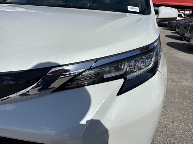 2023 Toyota Sienna XLE 7-Passenger
                                    for sale in Hollywood, FL – photo 9