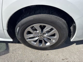 2023 Toyota Sienna thumbnail – Hollywood, FL – 32