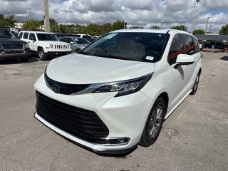 2023 Toyota Sienna thumbnail – Hollywood, FL – 7