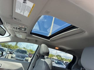 2023 Toyota Sienna thumbnail – Hollywood, FL – 20