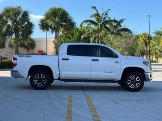 2018 Toyota Tundra thumbnail – Hollywood, FL – 4