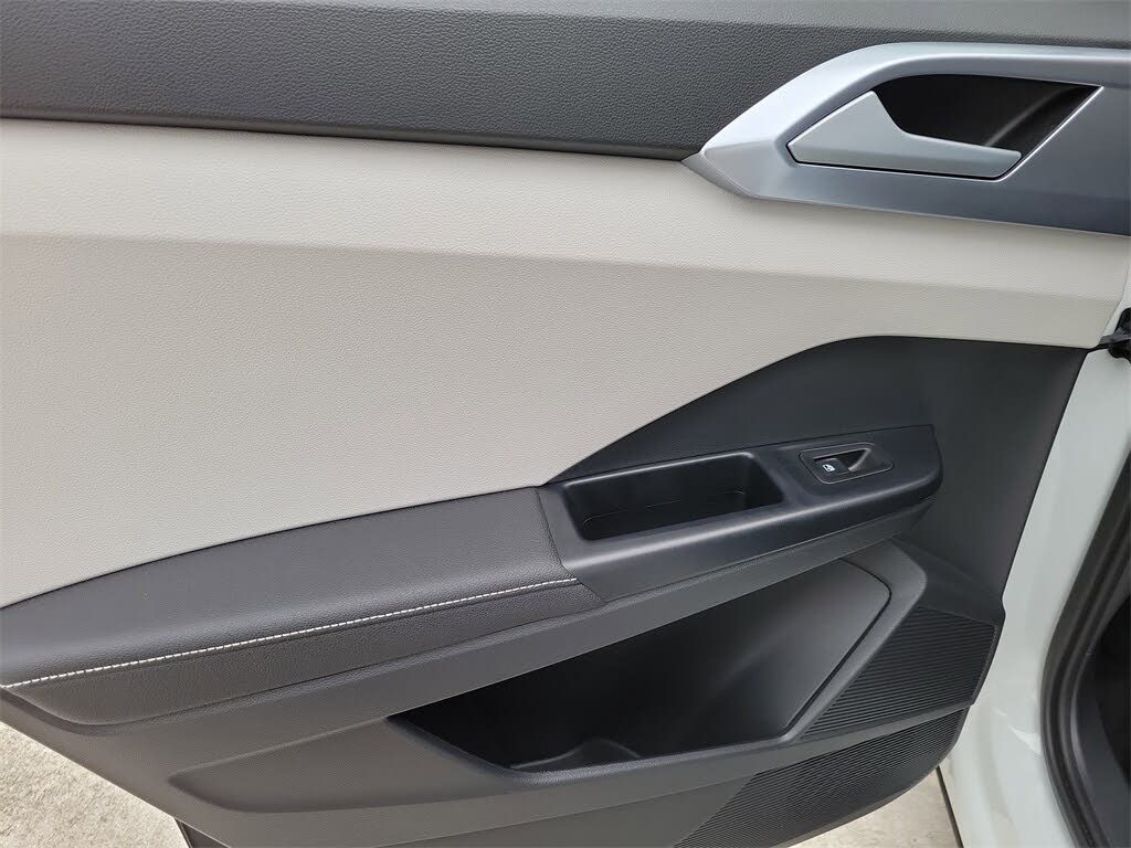 2025 Volkswagen Taos 1.5T SE
                                    for sale in Coconut Creek, FL – photo 15