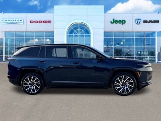 2025 Jeep Wagoneer S