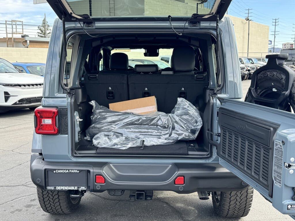 2025 Jeep Wrangler