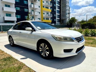 2015 Honda Accord thumbnail – Miami, FL – 13