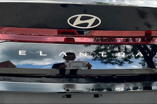 Image of 2025 Hyundai Elantra