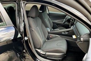 Image of 2025 Hyundai Elantra