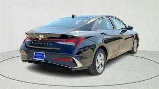 Image of 2025 Hyundai Elantra