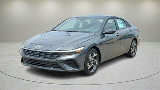 Image of 2025 Hyundai Elantra