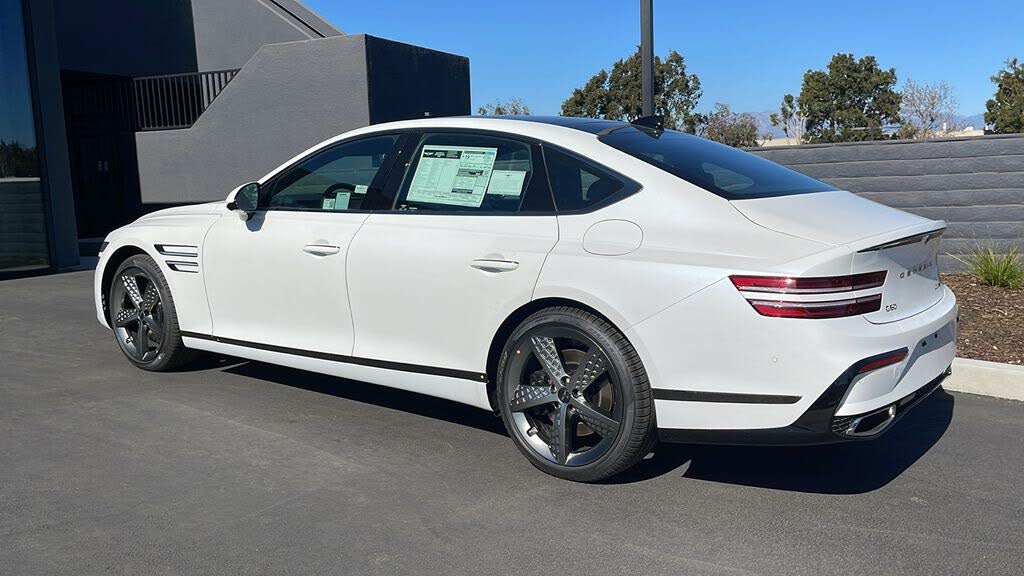 2025 Genesis G80