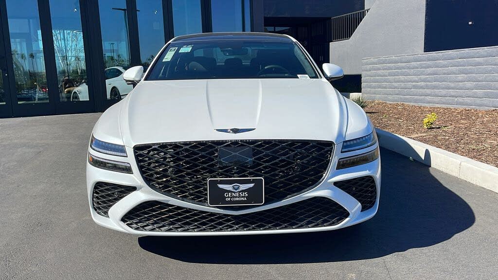 2025 Genesis G80
