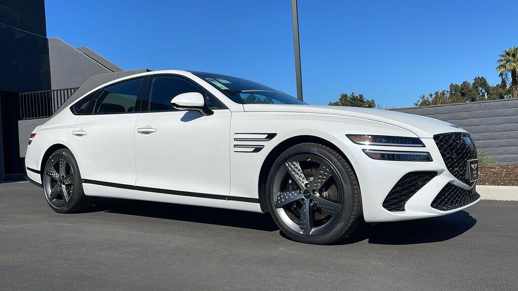 2025 Genesis G80