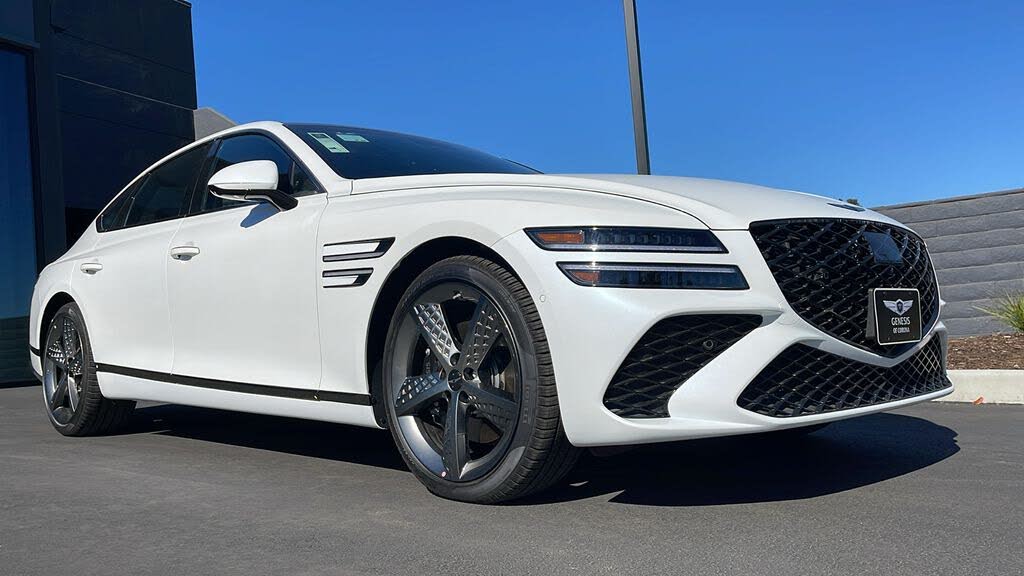 2025 Genesis G80