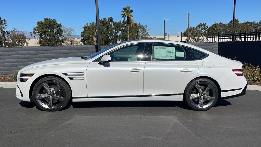 2025 Genesis G80