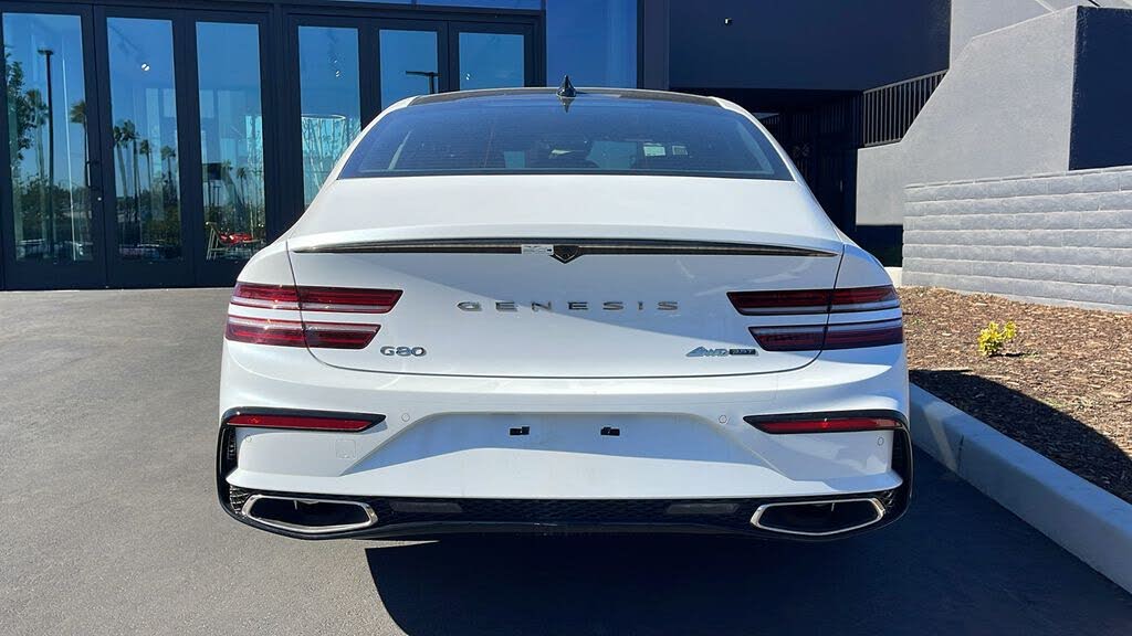 2025 Genesis G80