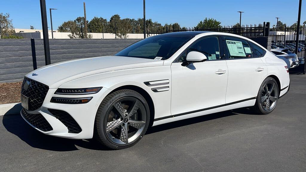 2025 Genesis G80
