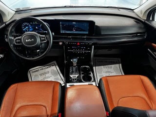 Image of 2023 Kia Carnival