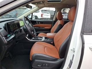 Image of 2023 Kia Carnival