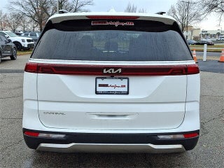 Image of 2023 Kia Carnival