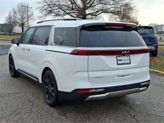 Image of 2023 Kia Carnival
