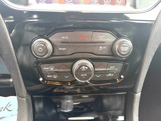 Image of 2019 Chrysler 300